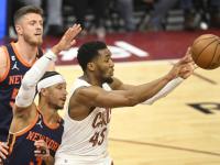 开云体育在线登入 -包含菲尼克斯太阳今晨内部沟通，志在全明星赛名次提升，质疑声仍在，球队文化再被提及的词条